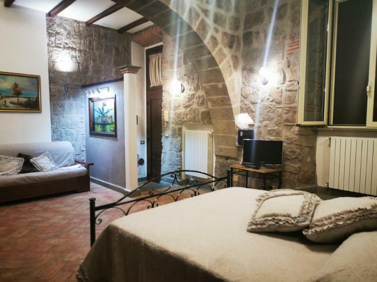 Fine House In Tuscia Centro Storico Viterbo Apartment Exterior photo